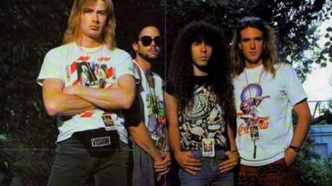 Ambruk di Atas Panggung, Mantan Drummer Megadeth Meninggal