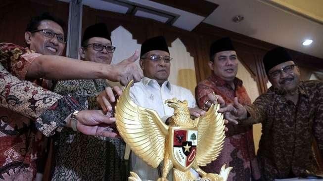 DPR Dukung Kemkominfo Blokir Situs Anti-Pancasila