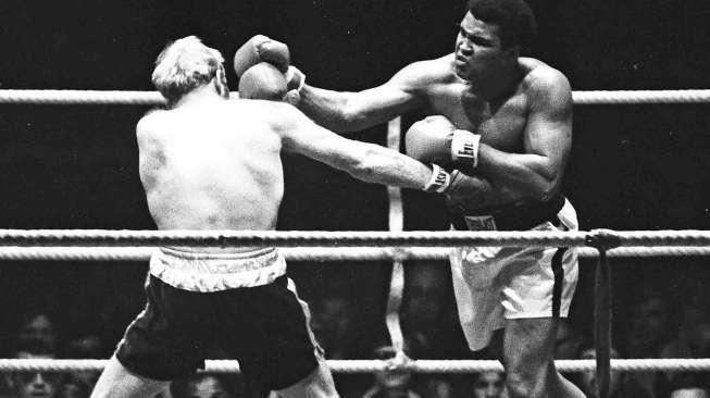 Muhammad Ali Meninggal Dunia