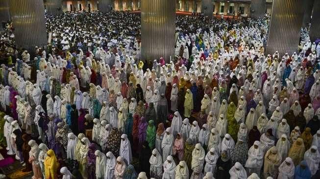 Salat Tarawih Pertama Ramadan
