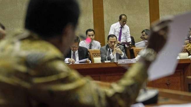 Pembahasan Asumsi Dasar APBN-P 2016
