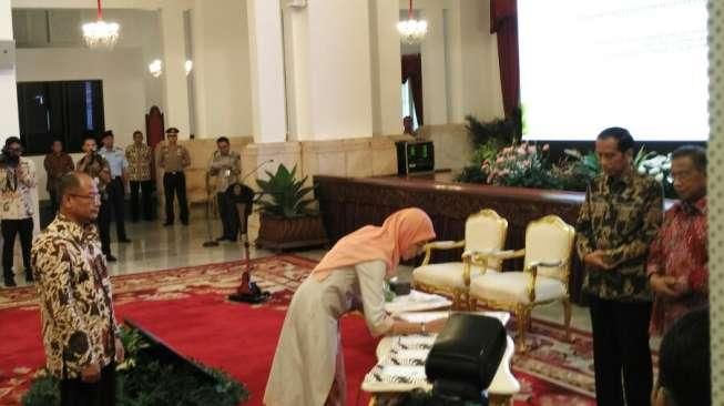 Jokowi Saksikan Penandatanganan 6 Proyek Strategis Nasional