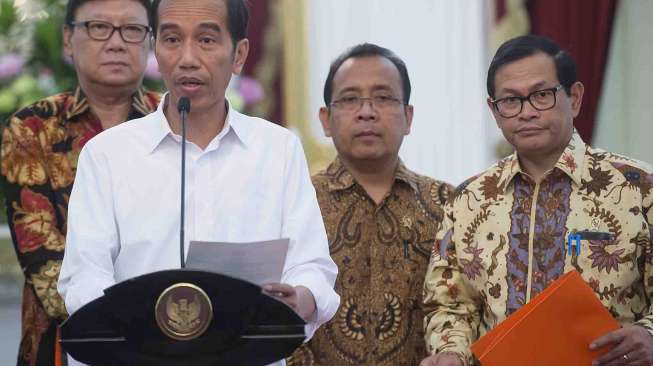 Jokowi Minta Konflik Antara TNI dengan Polri Distop