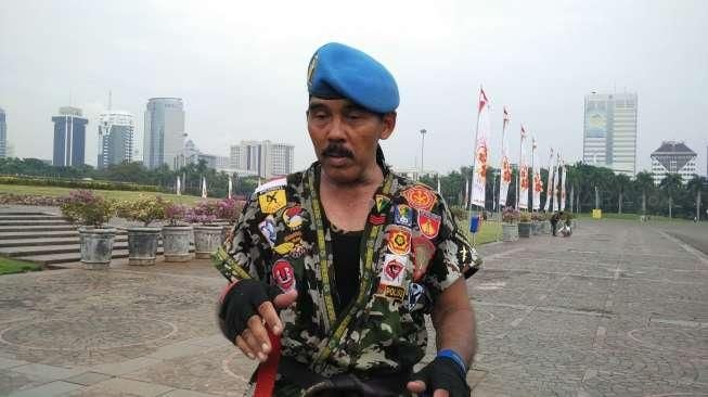 Kopral Bagyo Koprol di Monas karena Kesal, 2017 Mau Nyemplung HI