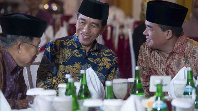 Acara buka puasa bersama juga dihadiri beberapa tokoh partai politik. 