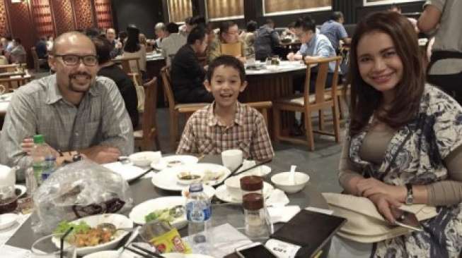 Kehangatan Rossa dan Yoyo saat Buka Puasa Bersama