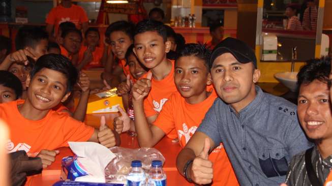 Sibuk, Hengky Kurniawan Mudik Kilat ke Blitar
