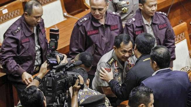 Calon Kapolri Komjen Pol Tito Karnavian usai menjalani tes uji kelayakan dan kepatutan di Komisi III DPR RI, Kompleks Parlemen, Senayan, Jakarta, Kamis (23/6/2016). [Suara.com/Kurniawan Mas'ud]