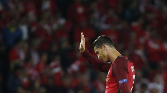 Orang Terkuat Finlandia Ragukan Kejantanan Ronaldo