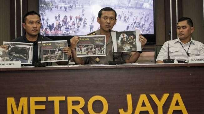 Rilis Kasus Kerusuhan Suporter Sepak Bola