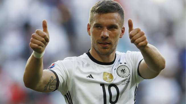 Podolski Akhiri Karirnya di Tim Panzer