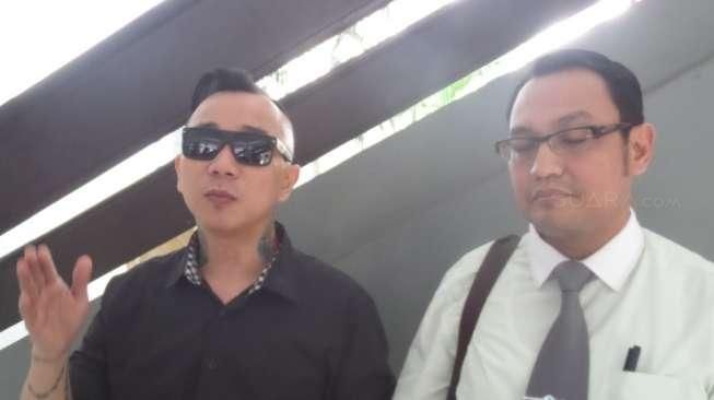 Demi Rujuk, Suami Sheila Marcia Terus Hadiri Sidang Cerai