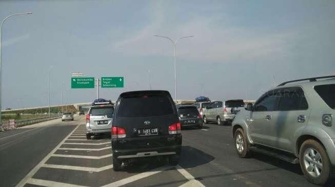 Tips Antisipasi Kena Macet di Tol Brexit