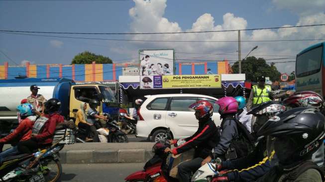 Begini Cara Polisi Antisipasi Macet di Pasar Palimanan