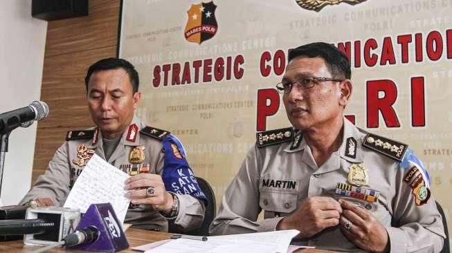 Mabes Polri Beri Keterangan Pers Bom Solo