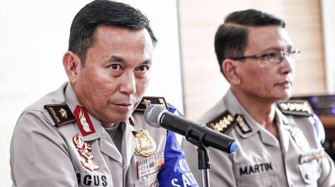 Mabes Polri Beri Keterangan Pers Bom Solo