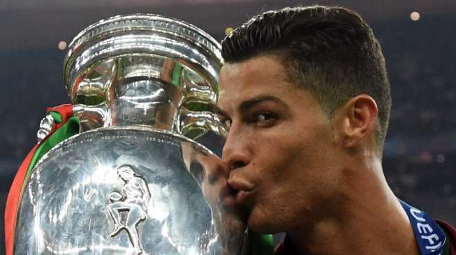 Ronaldo Juarai Eropa Bersama Portugal, Fans Atletico "Ngamuk"