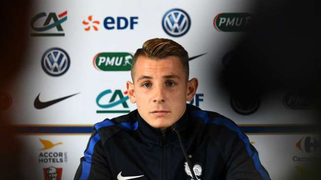 Kembali Perkuat Lini Belakang, Barca Boyong Digne dari PSG