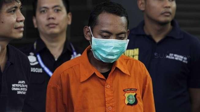 Tersangka berinisial SS juga mengidap HIV stadium 3.