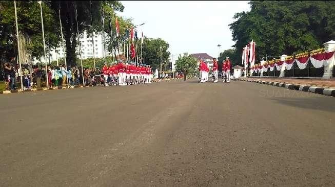 Serah Terima Jaga Paspampres Jadi Tontonan, Warga Senang