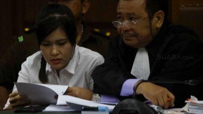 Kuasa Hukum Jessica Pertanyakan Sedotan dan Air dalam Teko