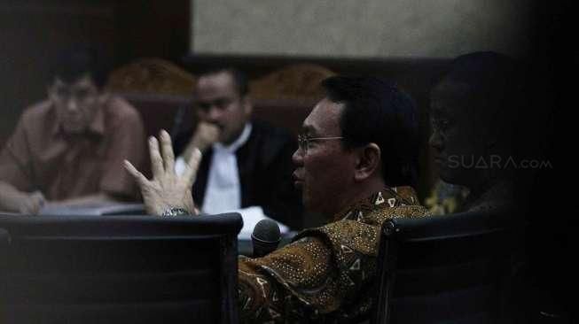 Kepada Hakim, Ahok Curhat Hubungannya dengan Pegawai