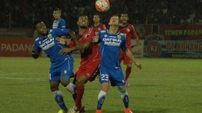 Persib Dibungkam Semen Padang, Djanur: Kami Kelelahan