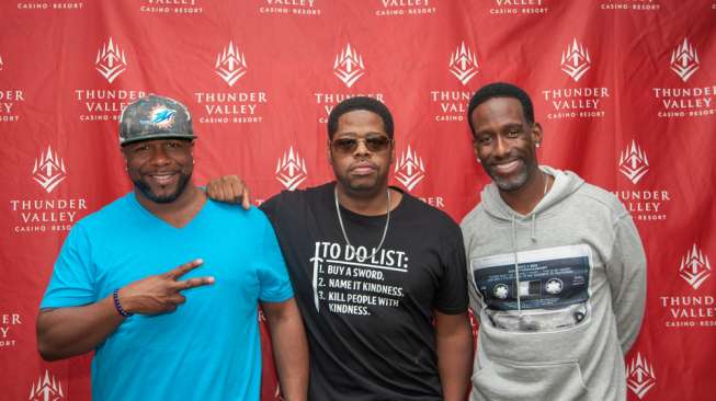 Boyz II Men Minta Panggung Konsernya di Jakarta Dipenuhi Bunga