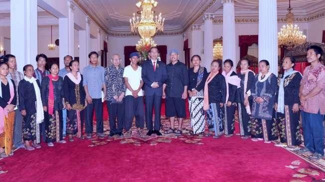 Berjuang Tolak Pabrik Semen, Jokowi Temui Warga Kendeng di Istana