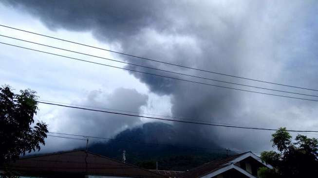 Siaga Darurat Erupsi Gamalama Sampai 17 Agustus