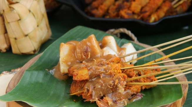 Selain Rendang yang Lezatnya Mendunia, Ini 7 Makanan Khas Sumatera Barat