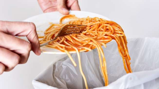 5 Penyebab Sampah Makanan Kian Menumpuk dan Cara Menguranginya dari Rumah