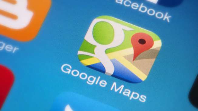 Tampilan aplikasi Google Maps pada telepon seluler pintar (Shutterstock).