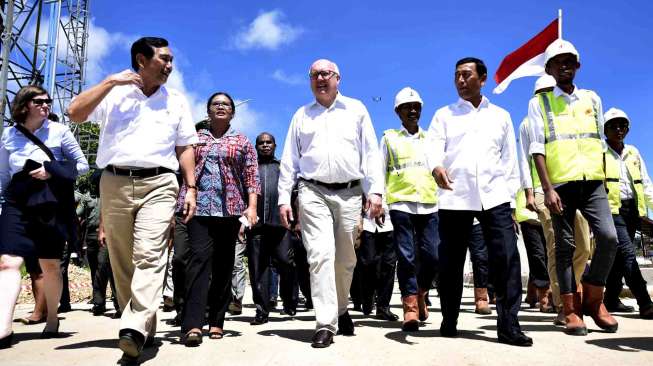 Kunjungan ini sekaligus melihat pembangunan Pos Lintas Batas Negara (PLBN) di Skouw.