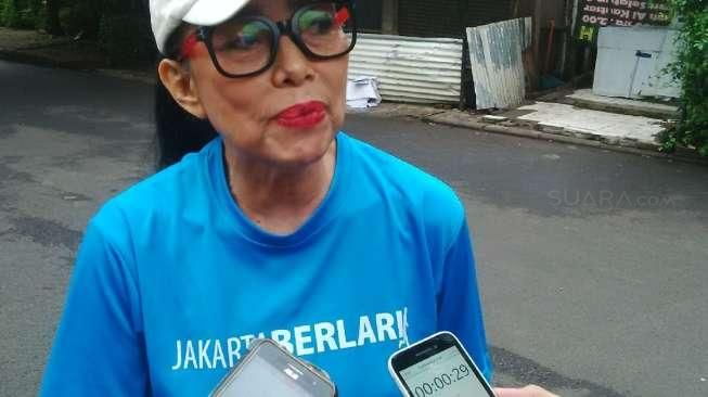 Lari Bareng Sandiaga Uno, Ibunda Kibarkan Bendera Start