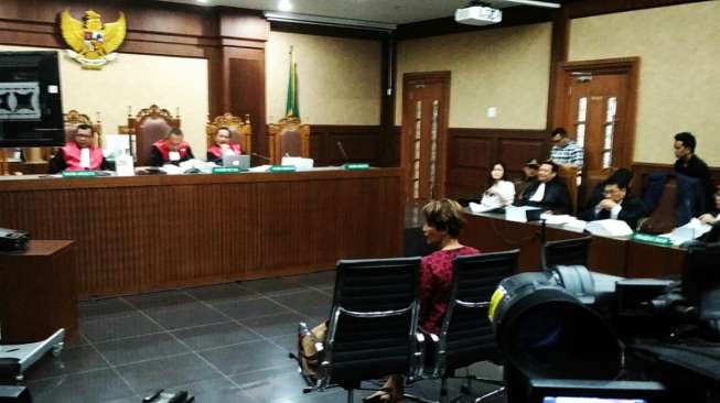 Hakim Binsar Irit Bicara di Sidang Setelah Dilaporkan ke KY