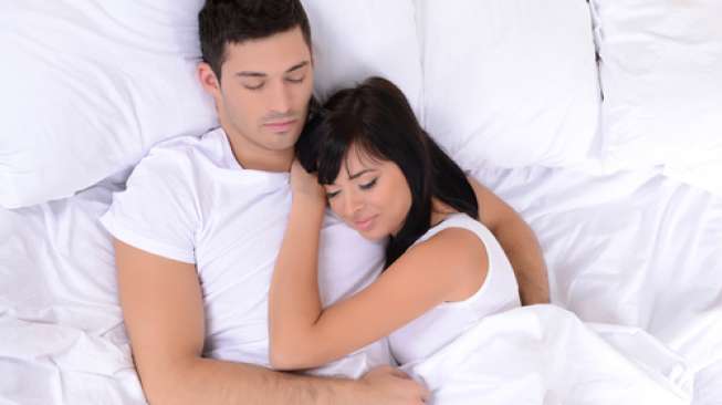 Komentari Tidur Lampu Nyala atau Mati Setelah Menikah, Warganet Ini Viral