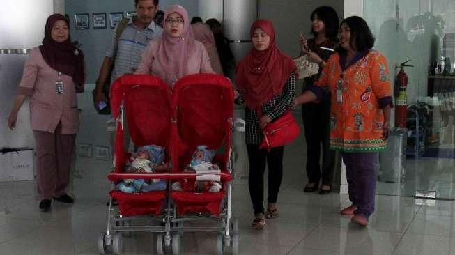 Bayi Kembar Siam Berhasil Dipisahkan