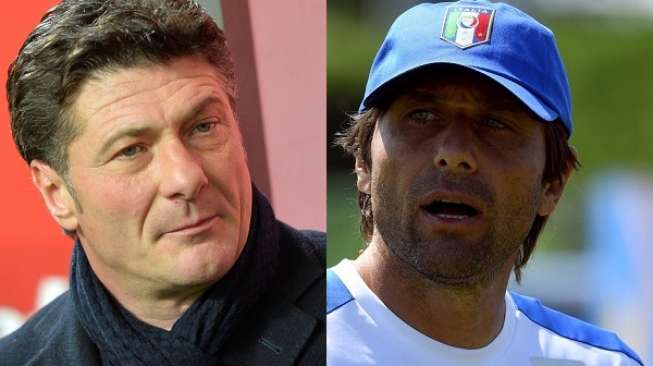 Conte Plagiat Formasi Mazzarri, Benarkah?