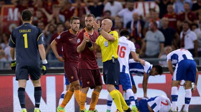 Korban Pelanggaran Keras De Rossi Harus Jalani Operasi