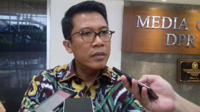 Misbakhun Ajak Masyarakat Lebih Cerdas Memilih Investasi Aman