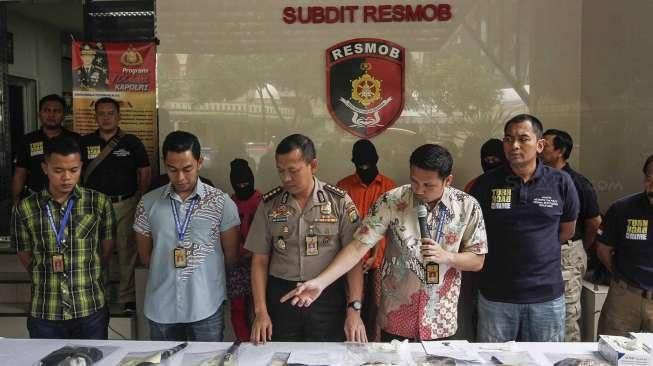 Sindikat Begal Bersenjata Api