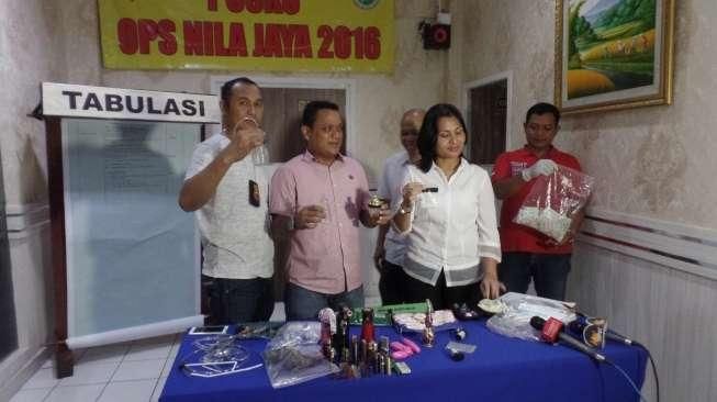 Rumah Aa Gatot Digeledah Polres Selatan