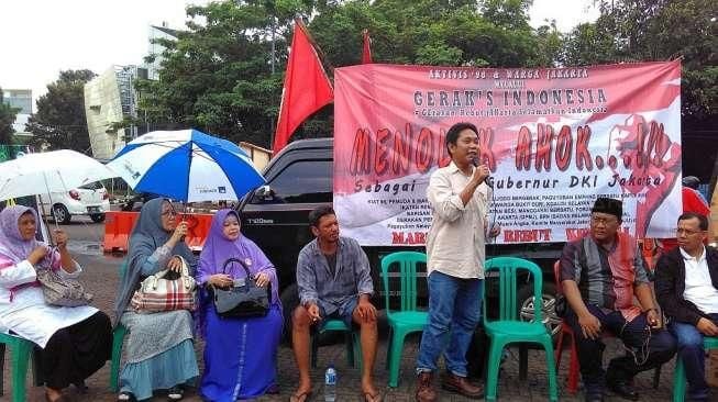 Gelar Aksi di Taman Proklamasi, Begini Doa Seorang Ibu untuk Ahok