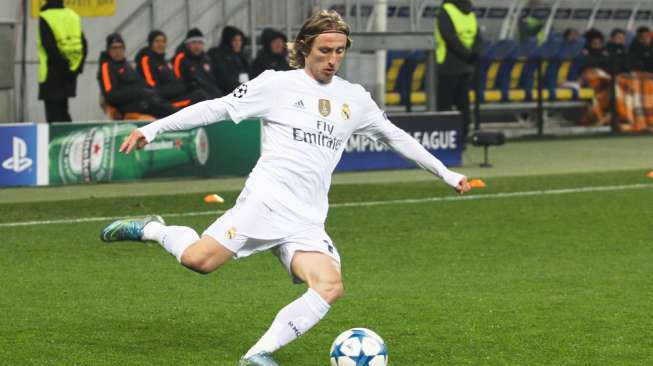 Kontrak Baru di Real Madrid Belum Jelas, Luka Modric Santai Saja
