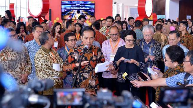 Jokowi: Literasi Keuangan Masyarakat Masih Rendah