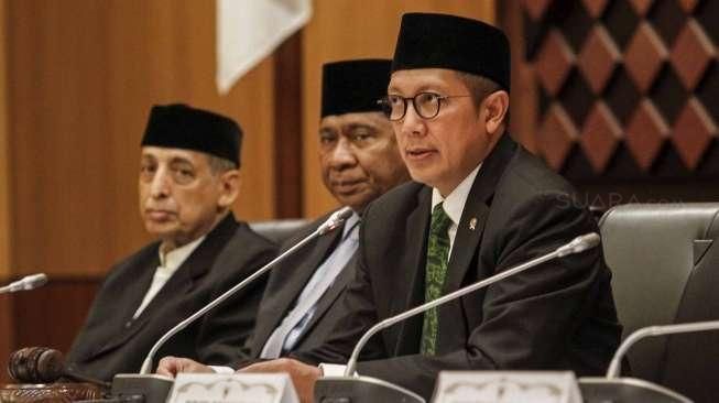 Acara sidang itsbat dan konferensi pers penentuan Idul Adha 2016/1437 H yang dipimpin Menteri Agama (Menag) Lukman Hakim Saifuddin, di Jakarta, Kamis (1/9/2016). [Suara.com/Kurniawan Mas'ud]