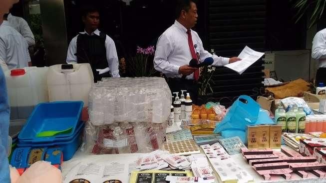 Polisi Telusuri Bisnis Obat Kadaluwarsa Sampai ke Pabrik