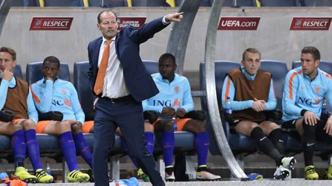 Belanda Gagal Menang, Blind Kecam Wasit