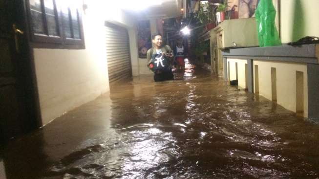 Cipete Banjir Lagi, Warga Minta Kemang Village Diaudit